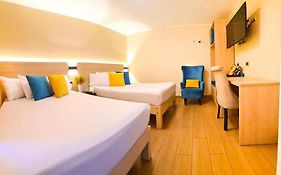 Acuario Hotel & Suite